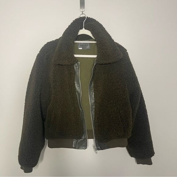 Blank NYC BROWN SHERPA JACKET LARGE - Picture 3 of 8
